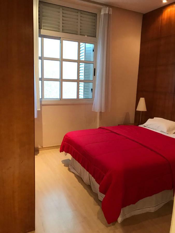 Residencial Com Serviços 45 Metros Decorado Com Sala, E Cozinha Na Quadra Da De Copacabana Río de Janeiro