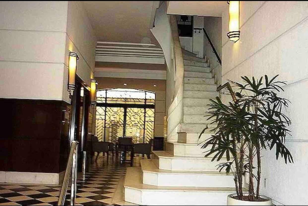 Apartamento Residencial Com Serviços 45 Metros Decorado Com Sala, E Cozinha Na Quadra Da De Copacabana Río de Janeiro
